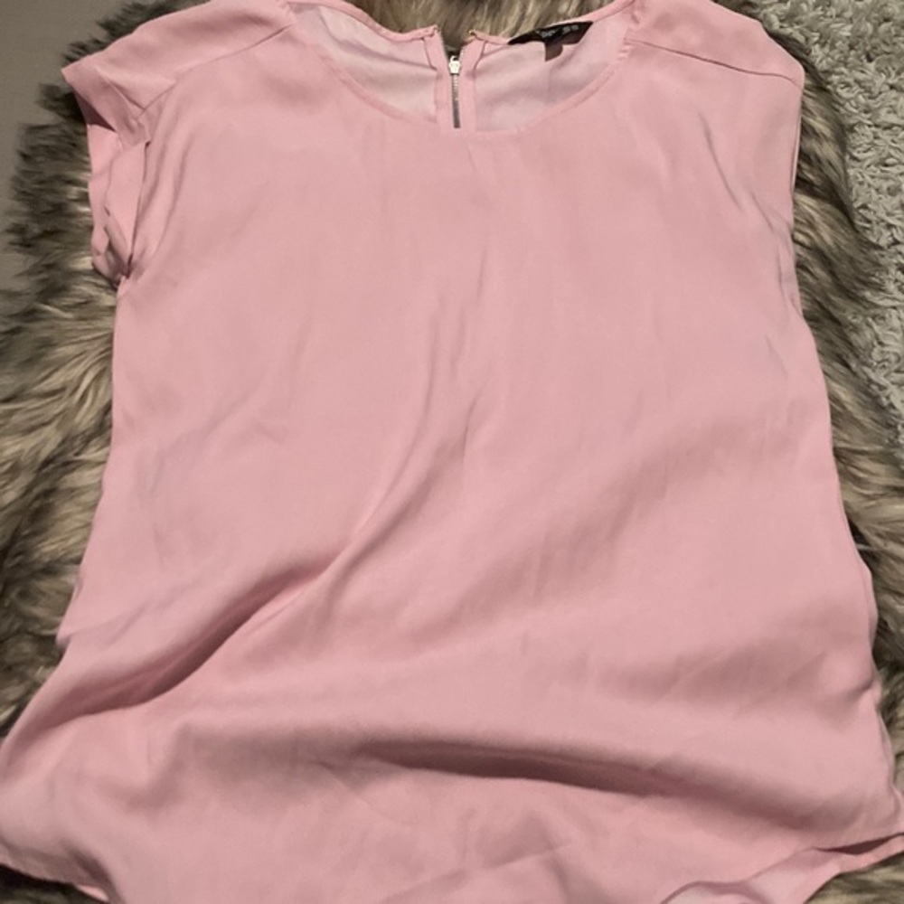 2 for $10 ◦ express blush pink blouse with zipper back size XS